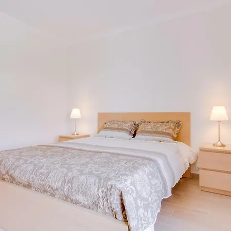 Tália Iv - Pool&city Center -