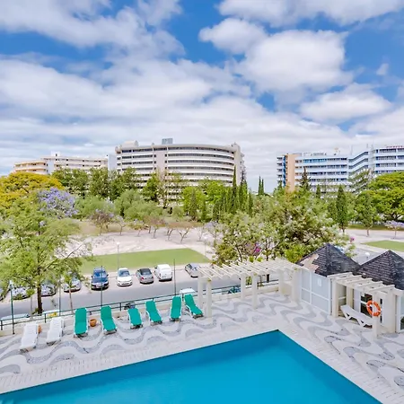 Talia Iv - Pool Center - Vilamoura